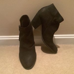 Sam Edelman black suede bootie